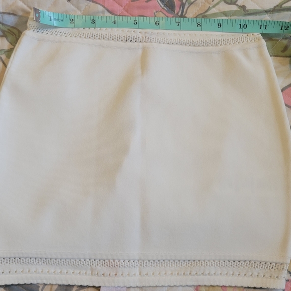 House of Cb 'Sarelle' Ivory Dainty Ribbed Knit Mini Skirt - Picture 11 of 12